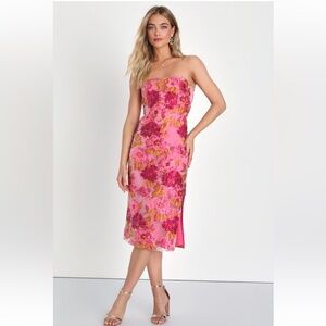 Lulu’s Midi Pink Floral Dress